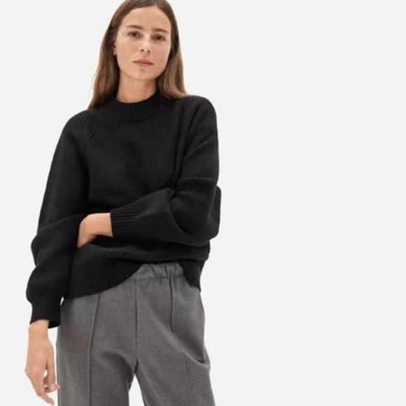 Everlane Oversized Stroopwafel Crew in ReCashmere Black Size XS